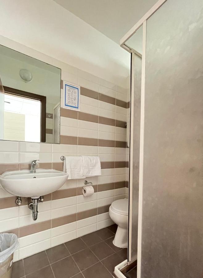Hotel Orlov Rimini Eksteriør billede