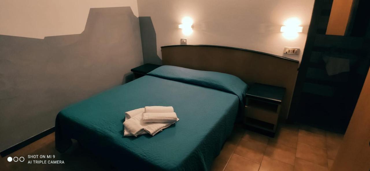 Hotel Orlov Rimini Eksteriør billede