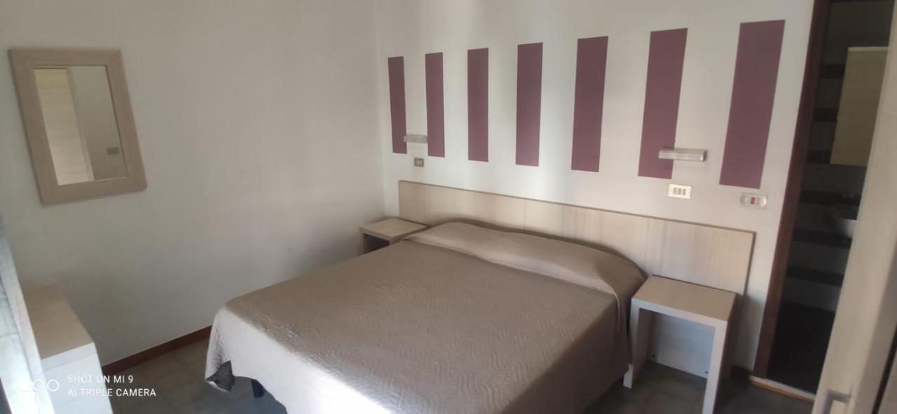Hotel Orlov Rimini Eksteriør billede